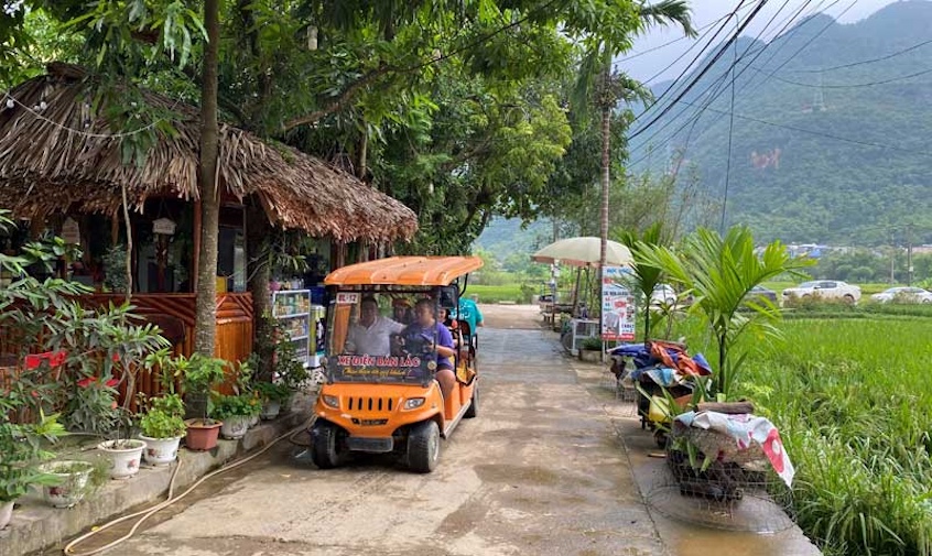 du-lich-hoa-binh1